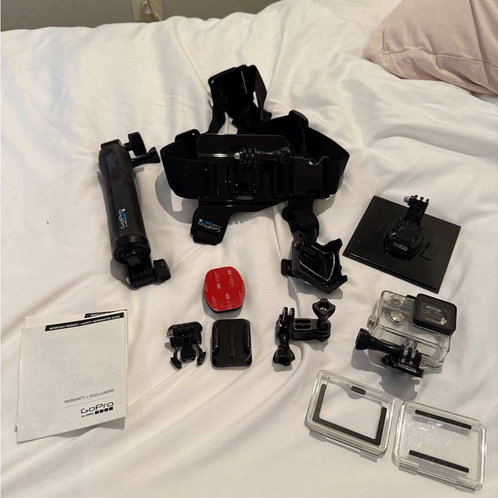 GoPro and Accessory Kit - Picture 7 of 7